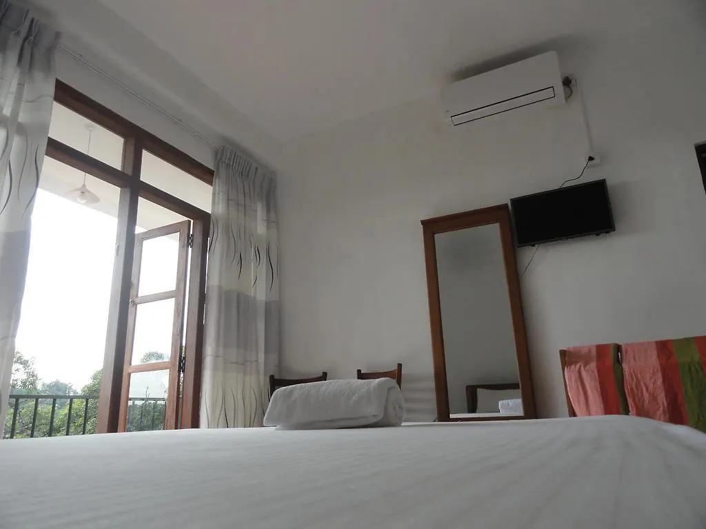 Hotel Chaya Hills Kandy 0*,  Šrí Lanka
